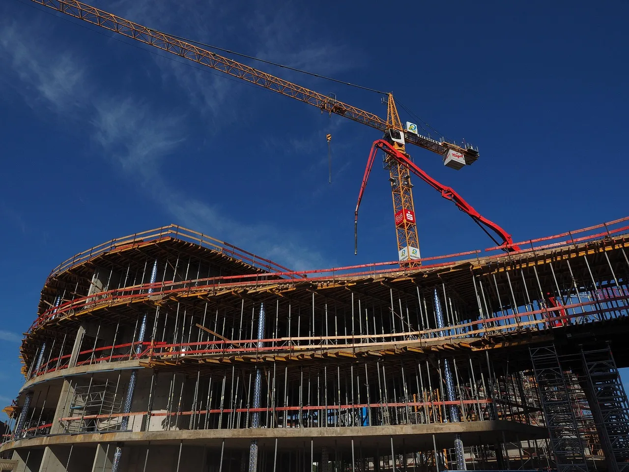 shell, house, framework, to build, construction site, work, construction work, housebuilding, unshrouded, building, completion, scaffolding, support, strive, bridge house project, bridge house, new-ulm, crane, construction crane, construction site, construction site, construction site, scaffolding, scaffolding, scaffolding, scaffolding, scaffolding
